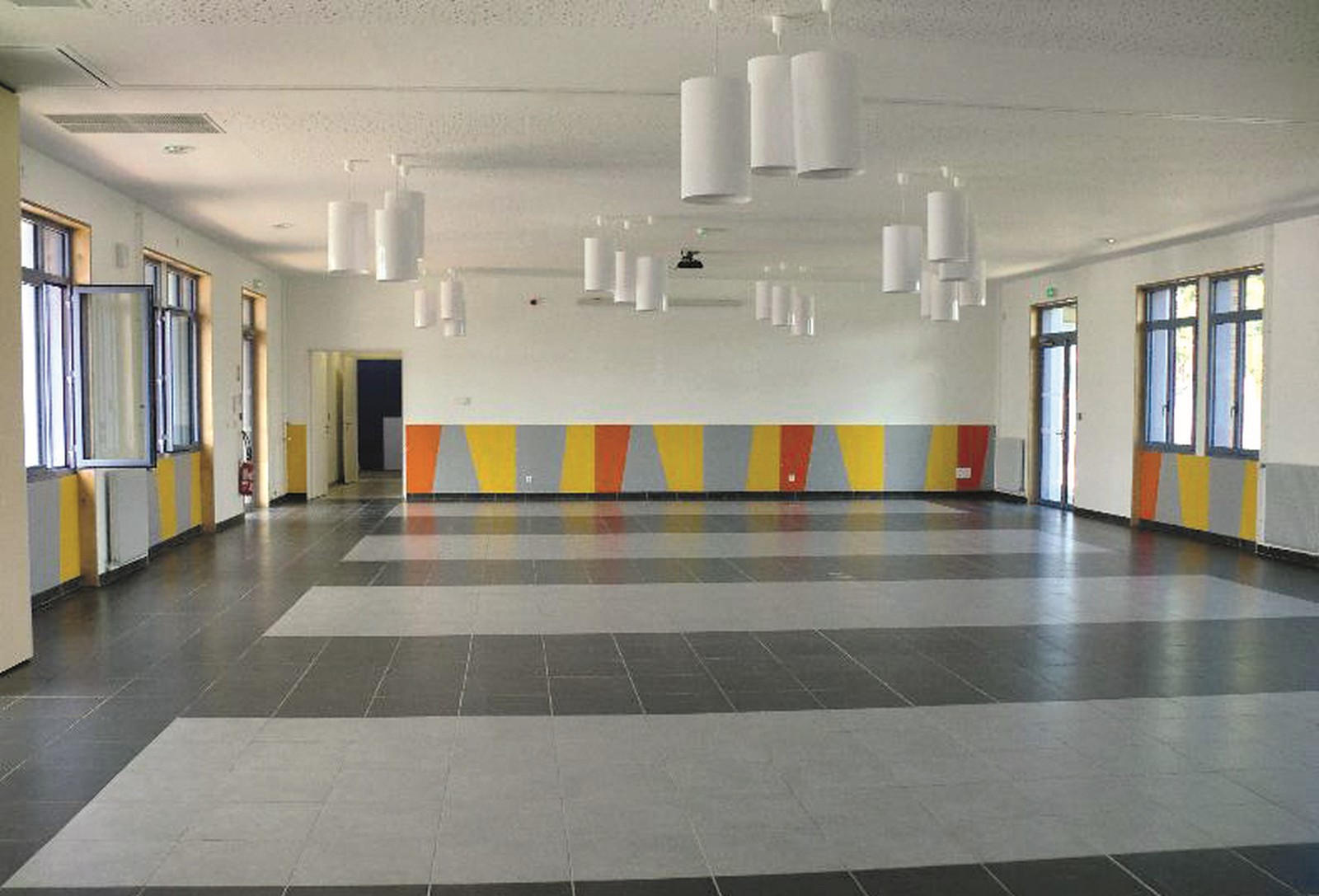 intérieur salle des écluzelles