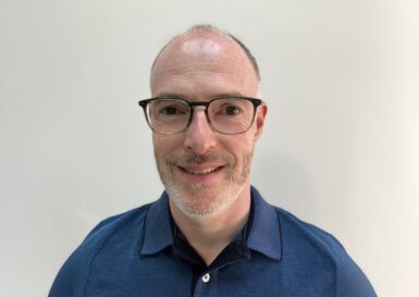 photo de l'adjoint M. Duqueyroix pour les permanences du samedi