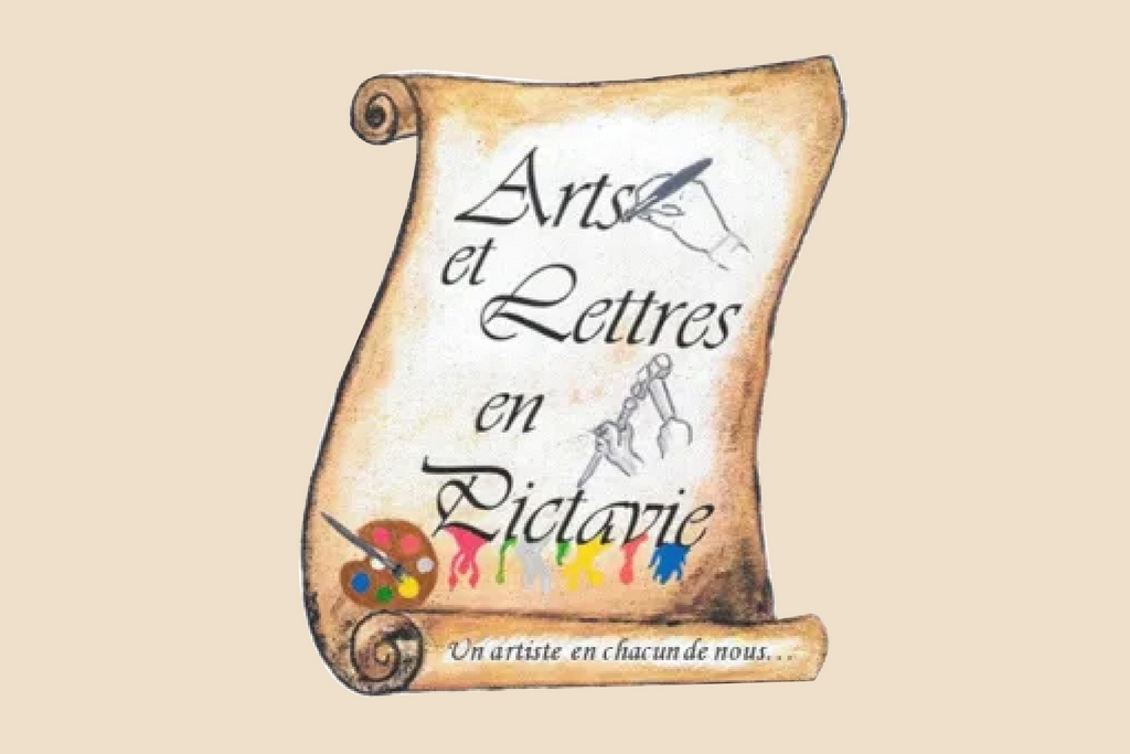 Vieux parchemin avec écrit Arts et Lettres en Pictavie